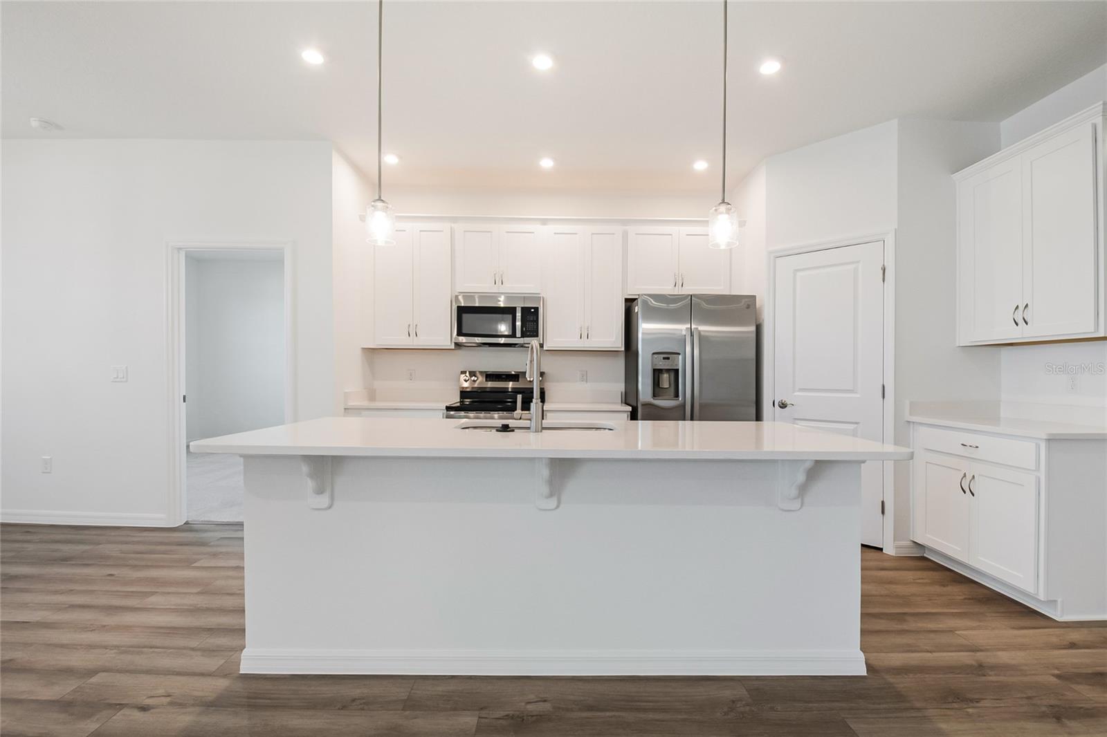 Image 17 of 38 For 434 Eventide Avenue