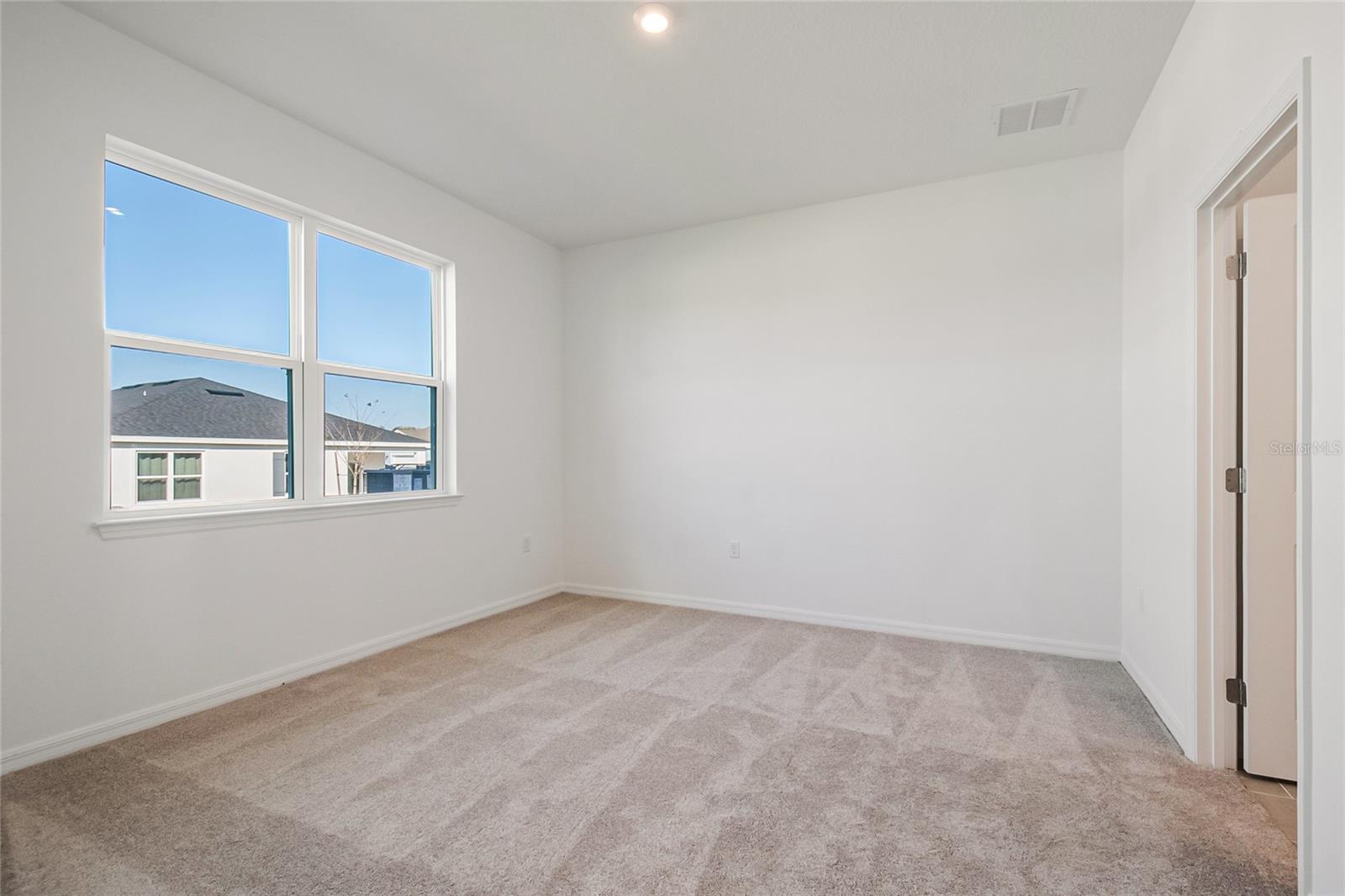 Image 26 of 38 For 434 Eventide Avenue