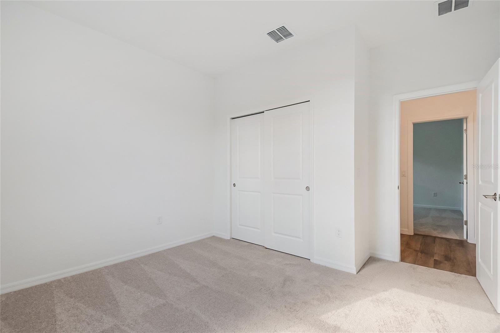 Image 9 of 38 For 434 Eventide Avenue