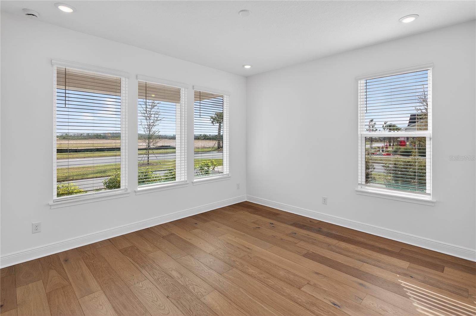 Image 3 of 31 For 2926 Sailhouse Drive