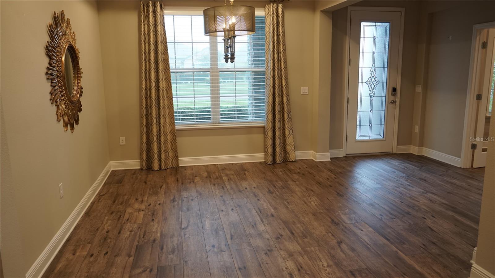 Image 2 of 27 For 2005 149th Place E