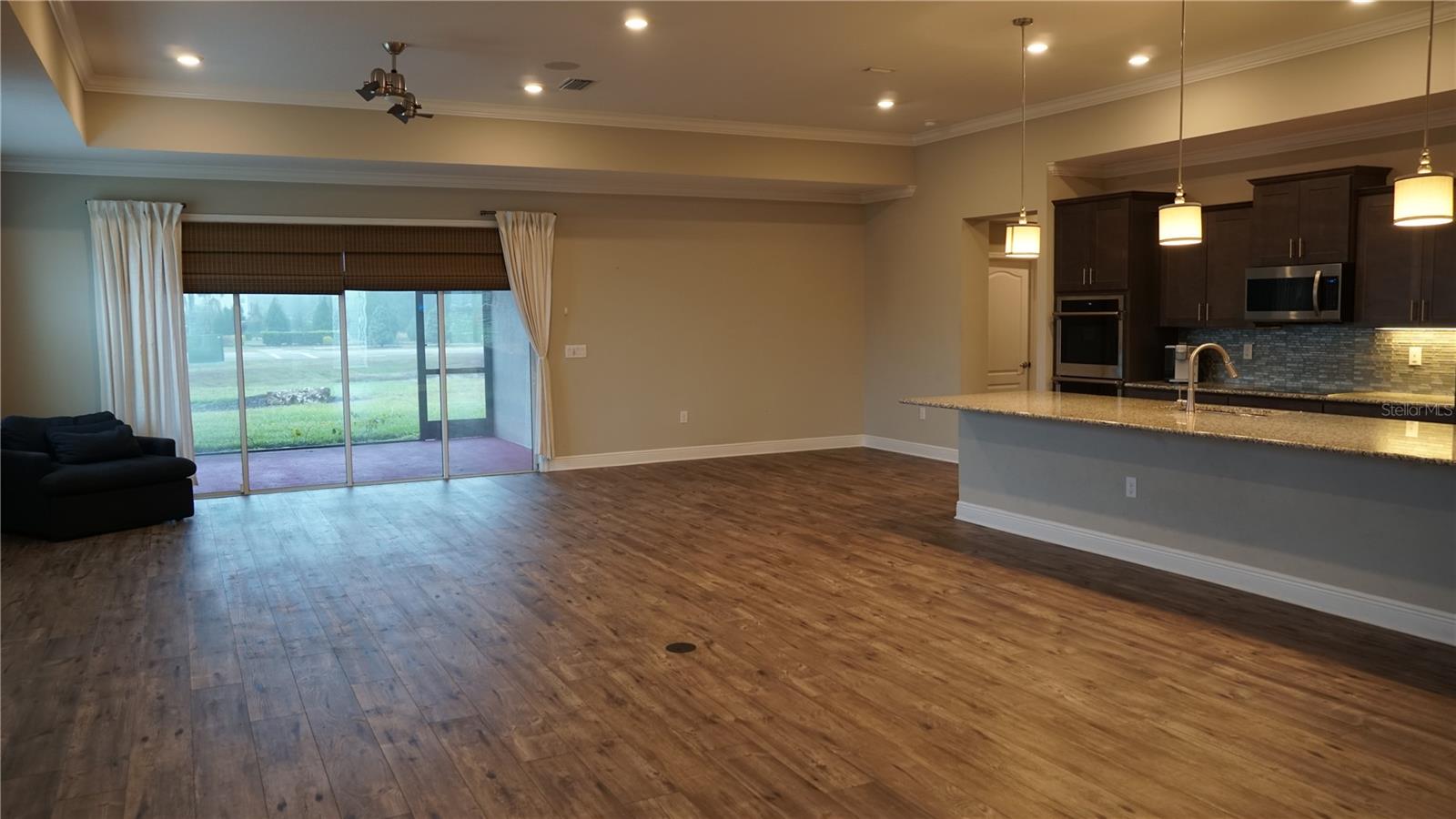 Image 7 of 27 For 2005 149th Place E