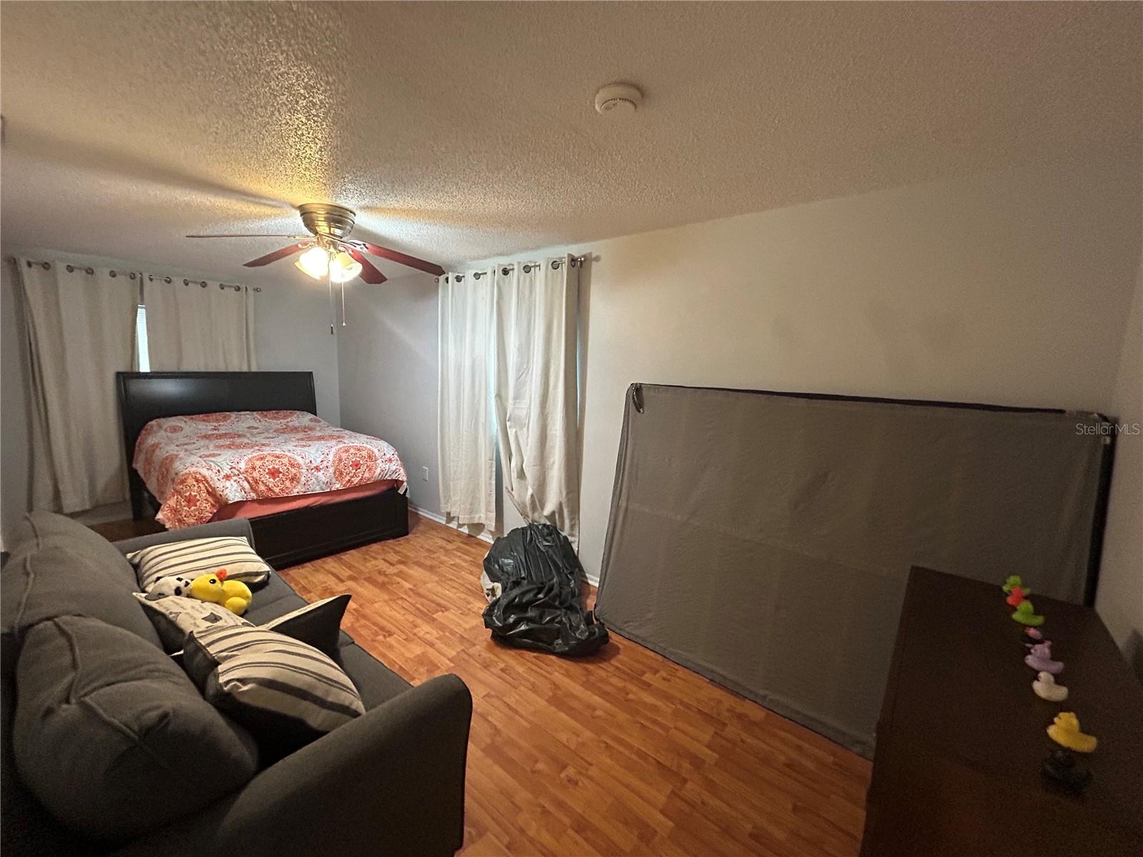 Image 13 of 17 For 2101 Utica Drive