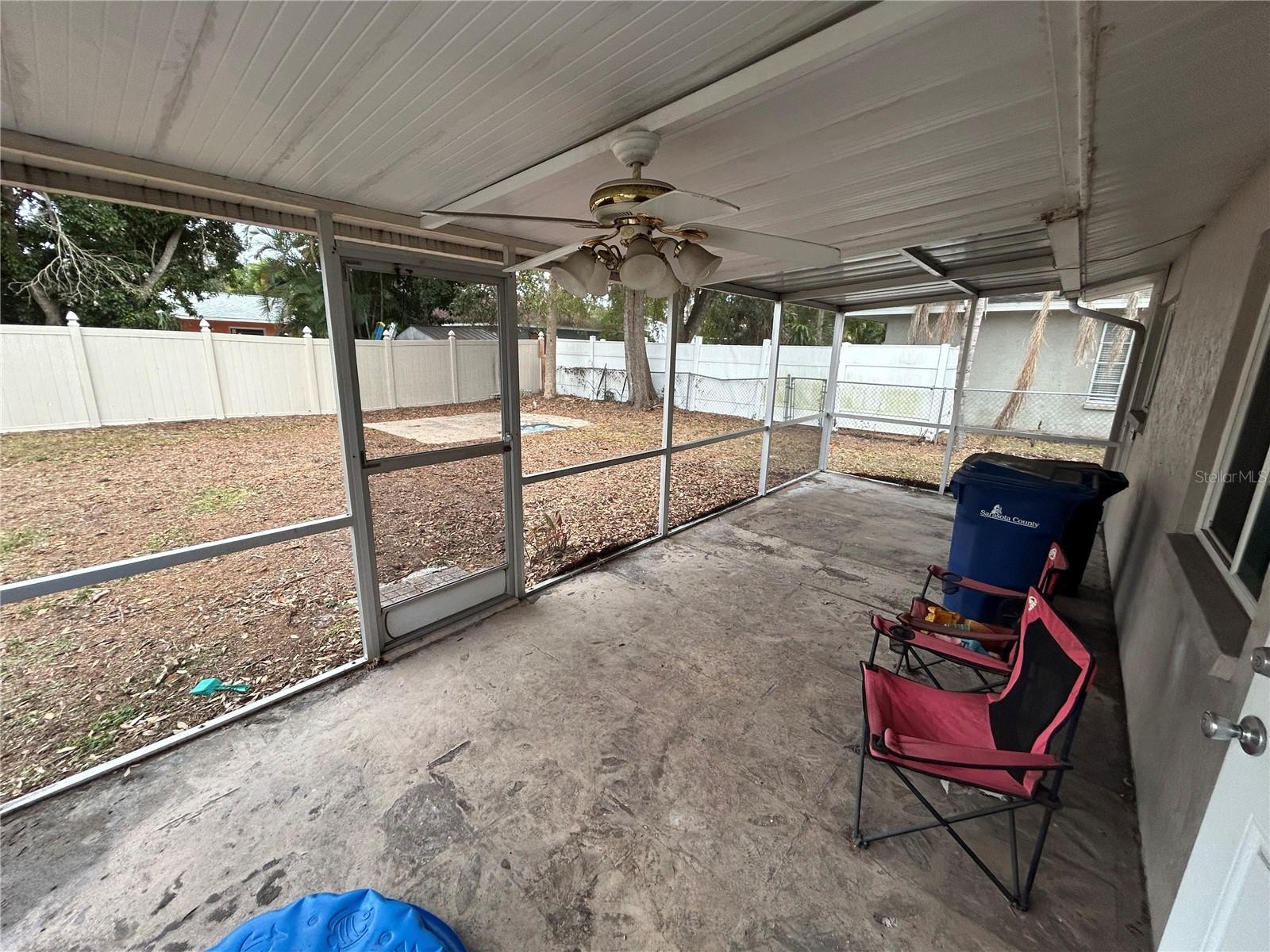 Image 15 of 17 For 2101 Utica Drive