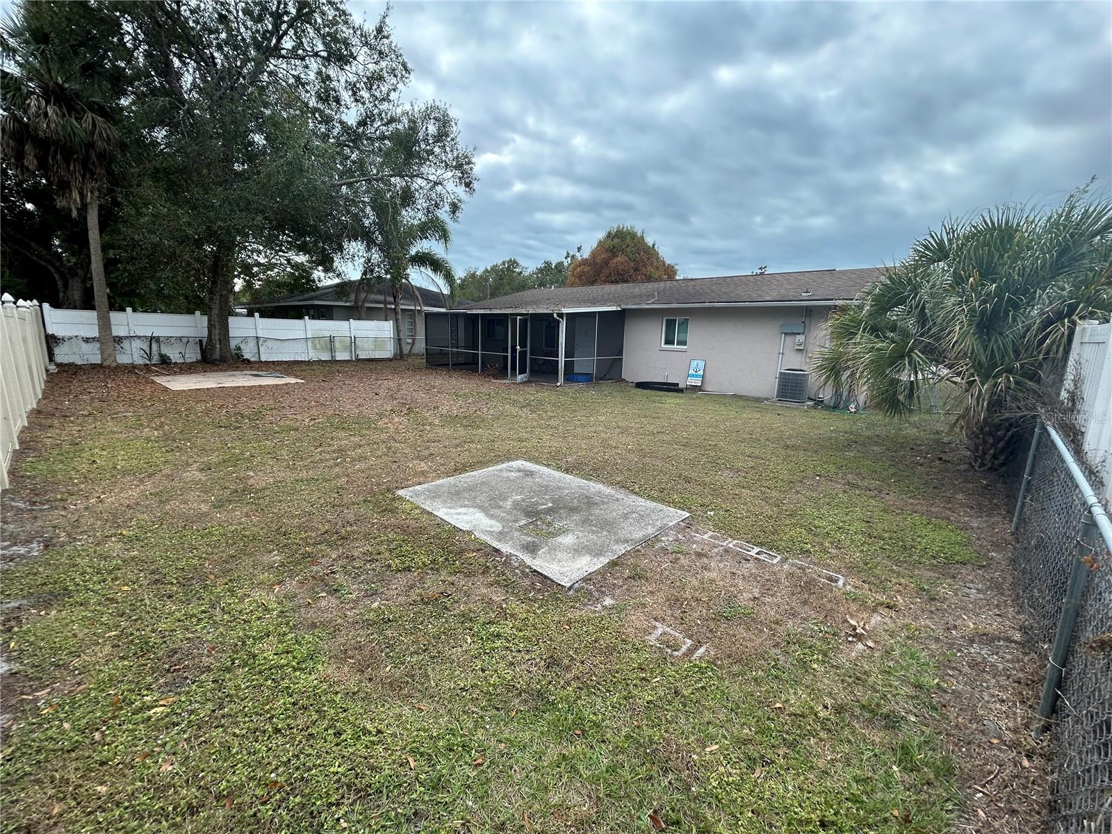 Image 17 of 17 For 2101 Utica Drive