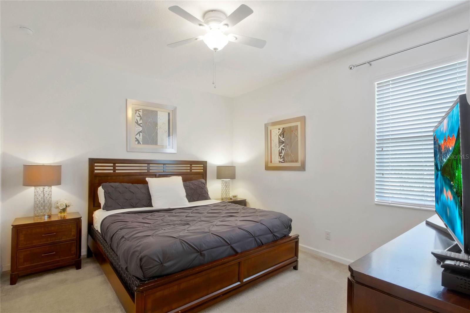 Image 21 of 56 For 4164 Oaktree Drive