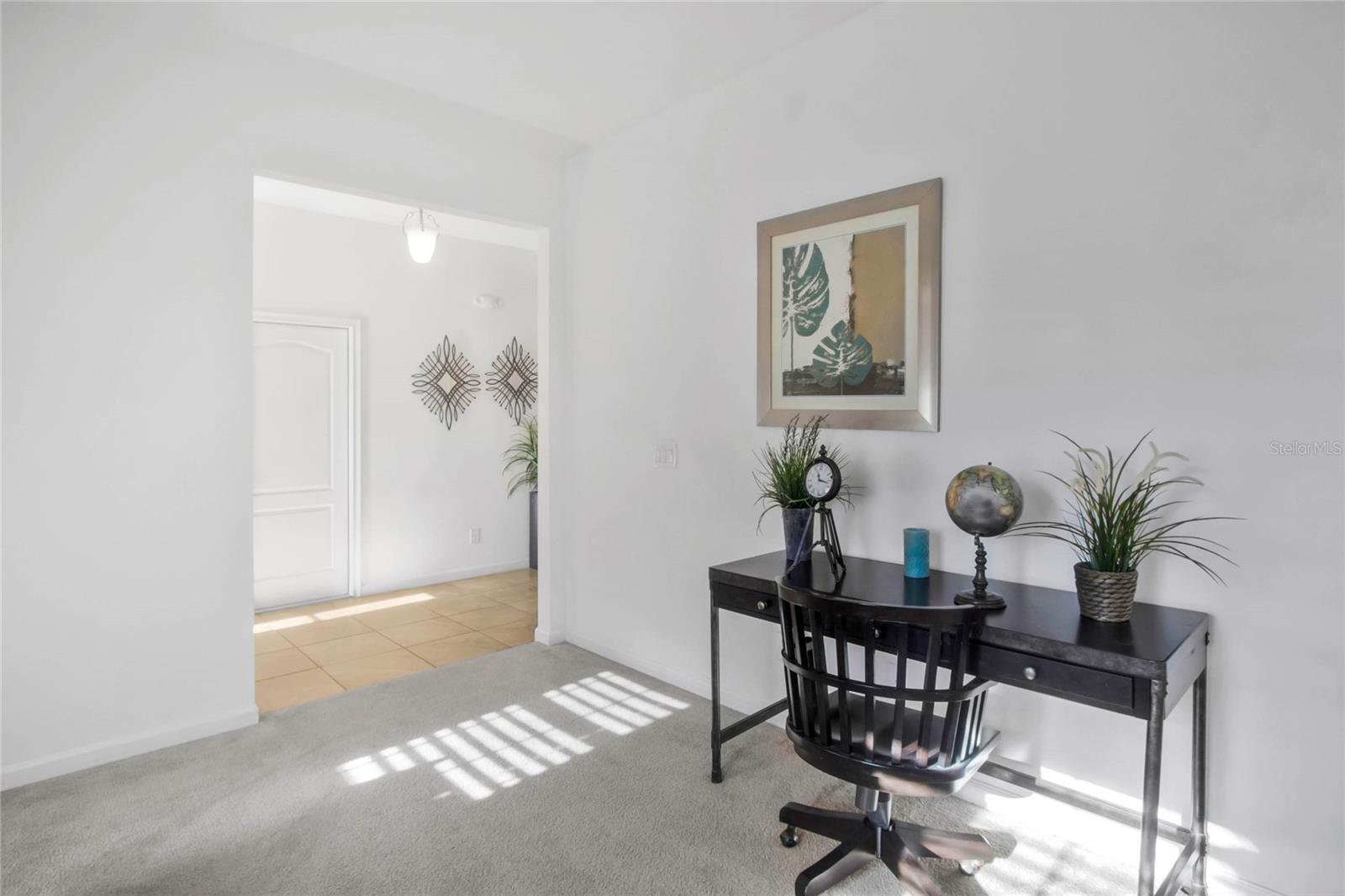 Image 25 of 56 For 4164 Oaktree Drive