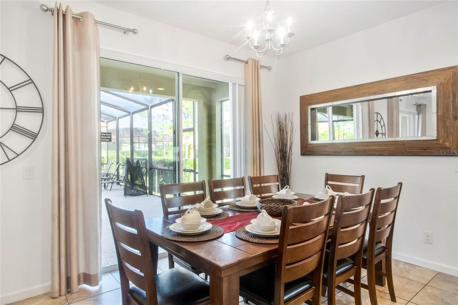 Image 26 of 56 For 4164 Oaktree Drive