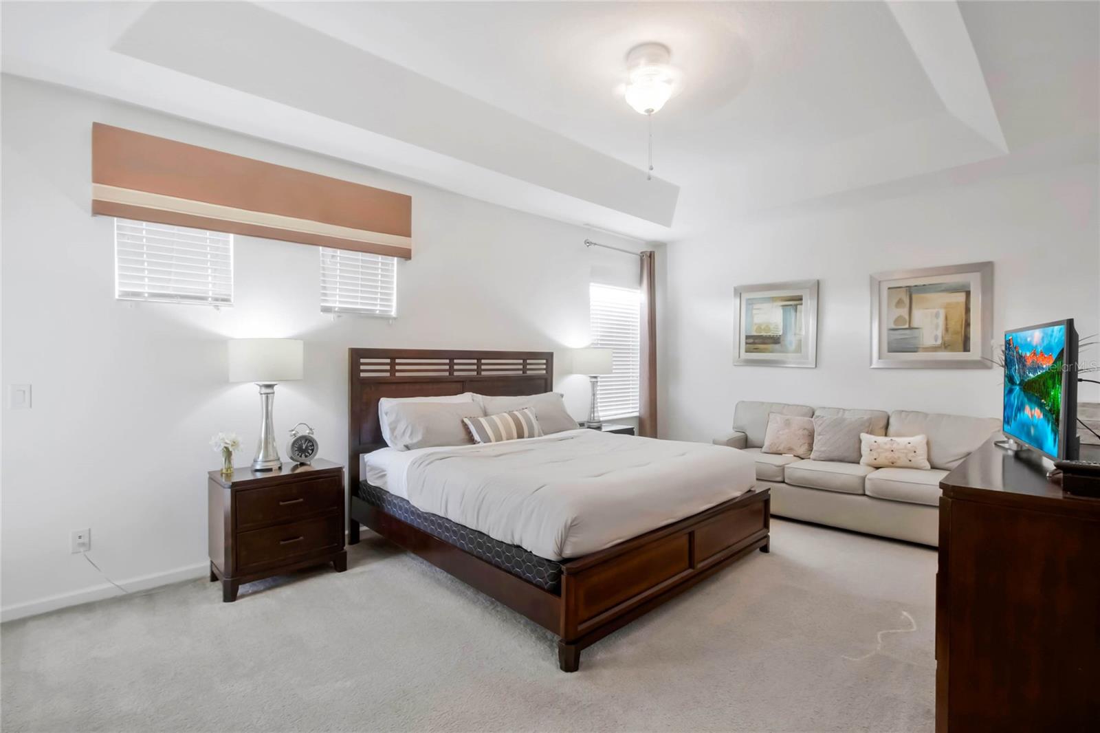 Image 32 of 56 For 4164 Oaktree Drive