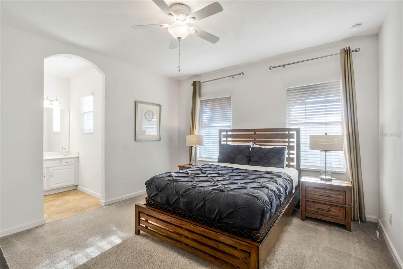 Image 36 of 56 For 4164 Oaktree Drive