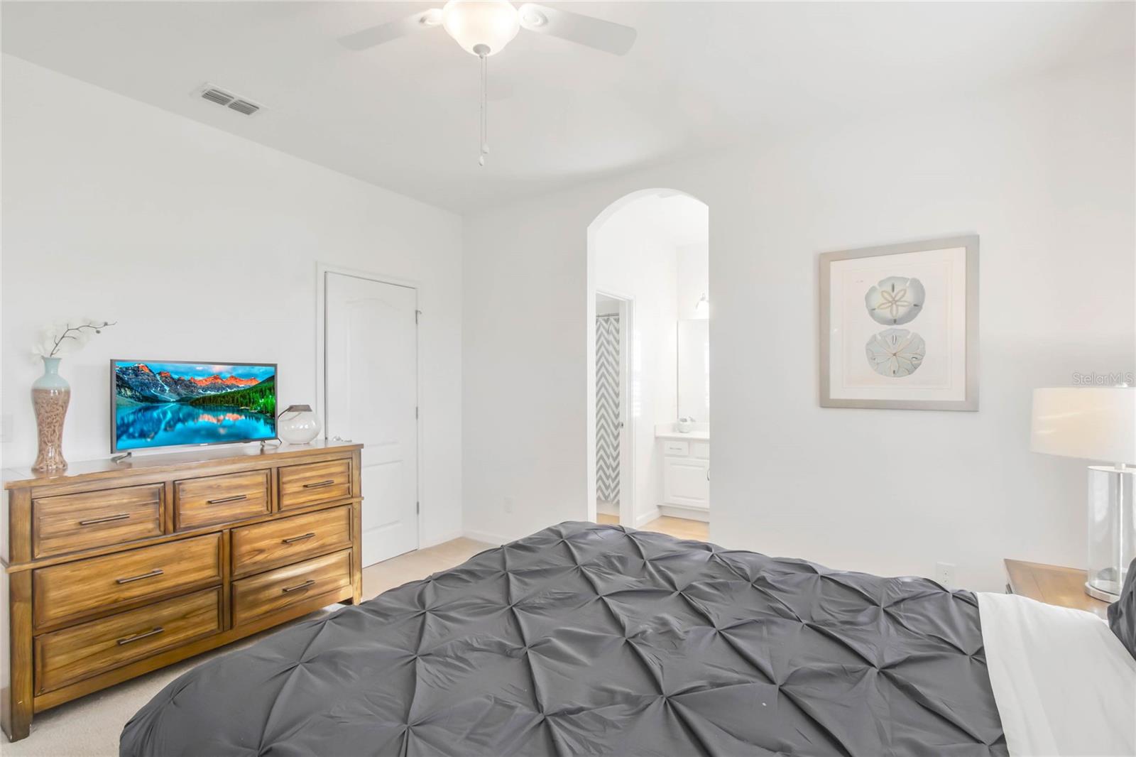 Image 37 of 56 For 4164 Oaktree Drive