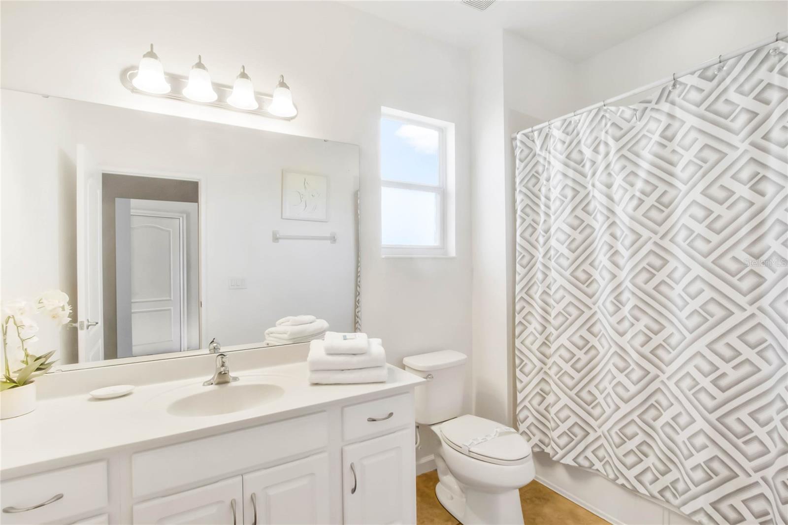 Image 8 of 56 For 4164 Oaktree Drive