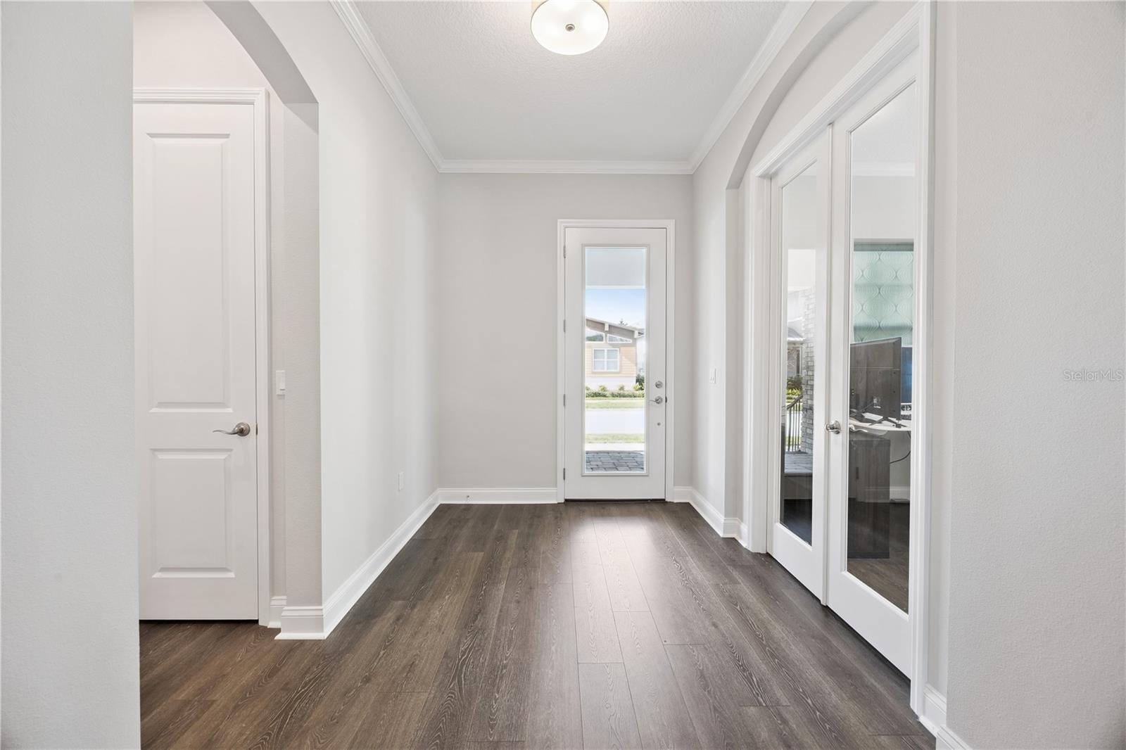 Image 13 of 99 For 8844 Sperry Street