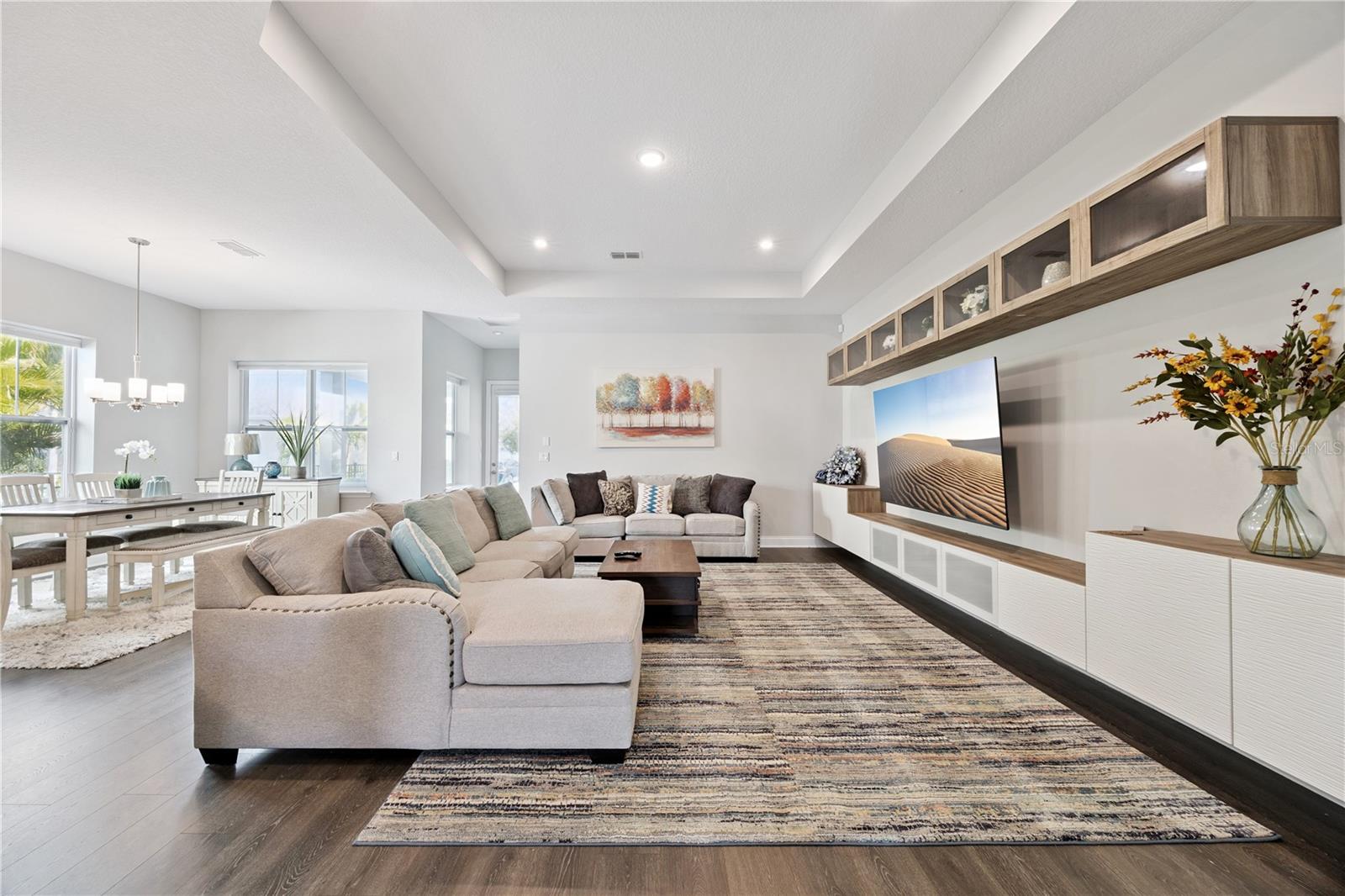 Image 15 of 99 For 8844 Sperry Street