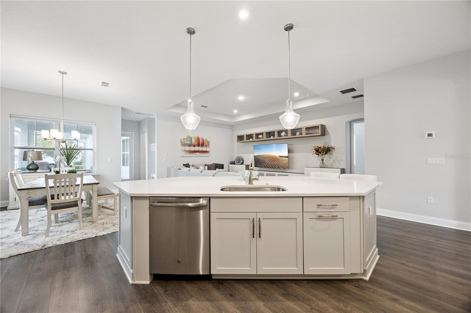 Image 24 of 99 For 8844 Sperry Street