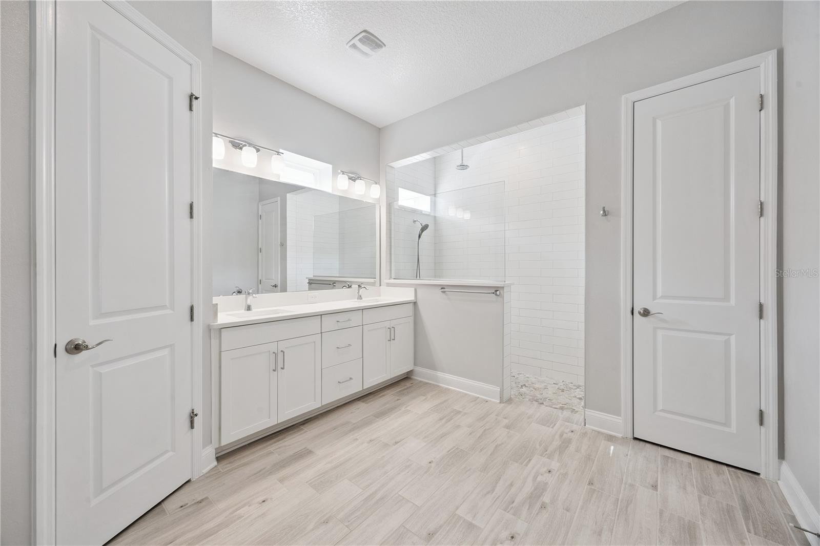 Image 41 of 99 For 8844 Sperry Street