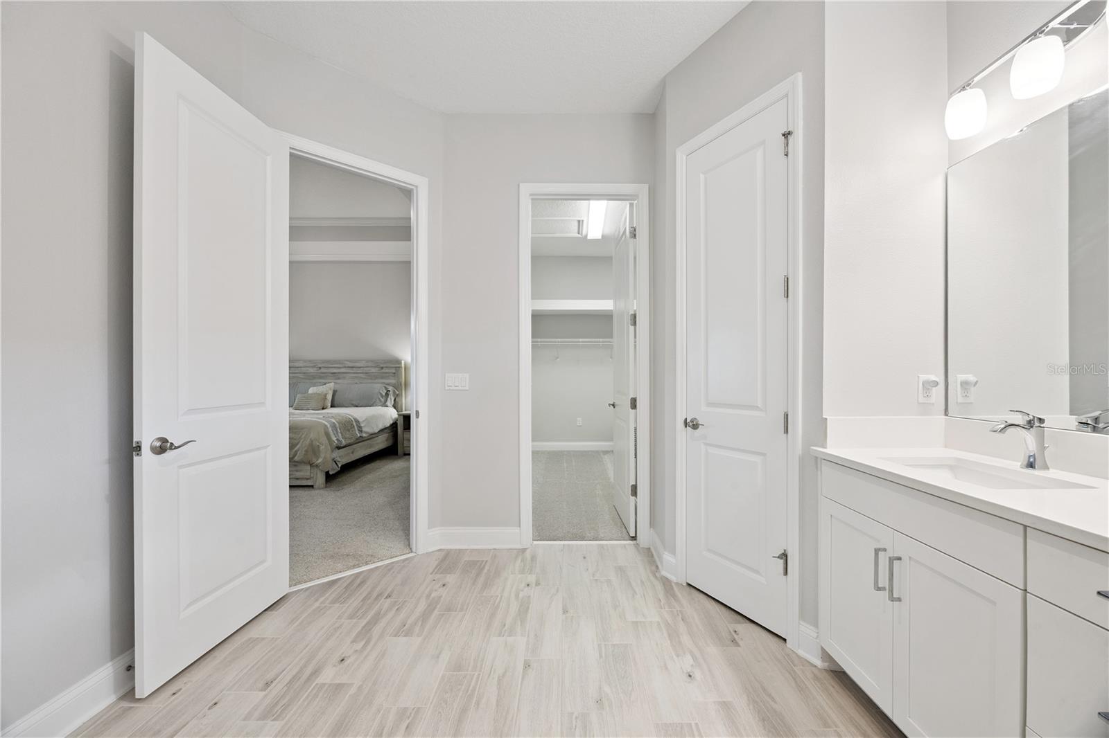 Image 42 of 99 For 8844 Sperry Street