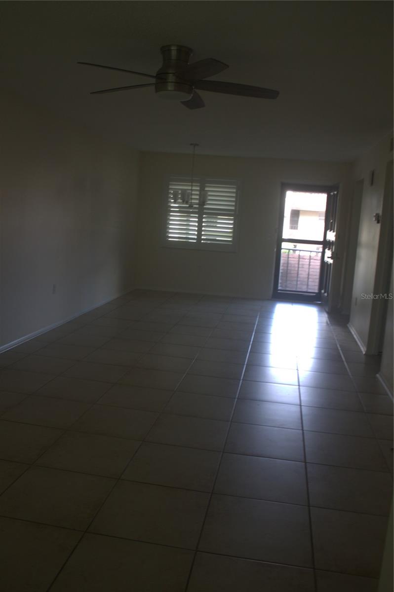 Image 10 of 12 For 1100 Bay Drive 43