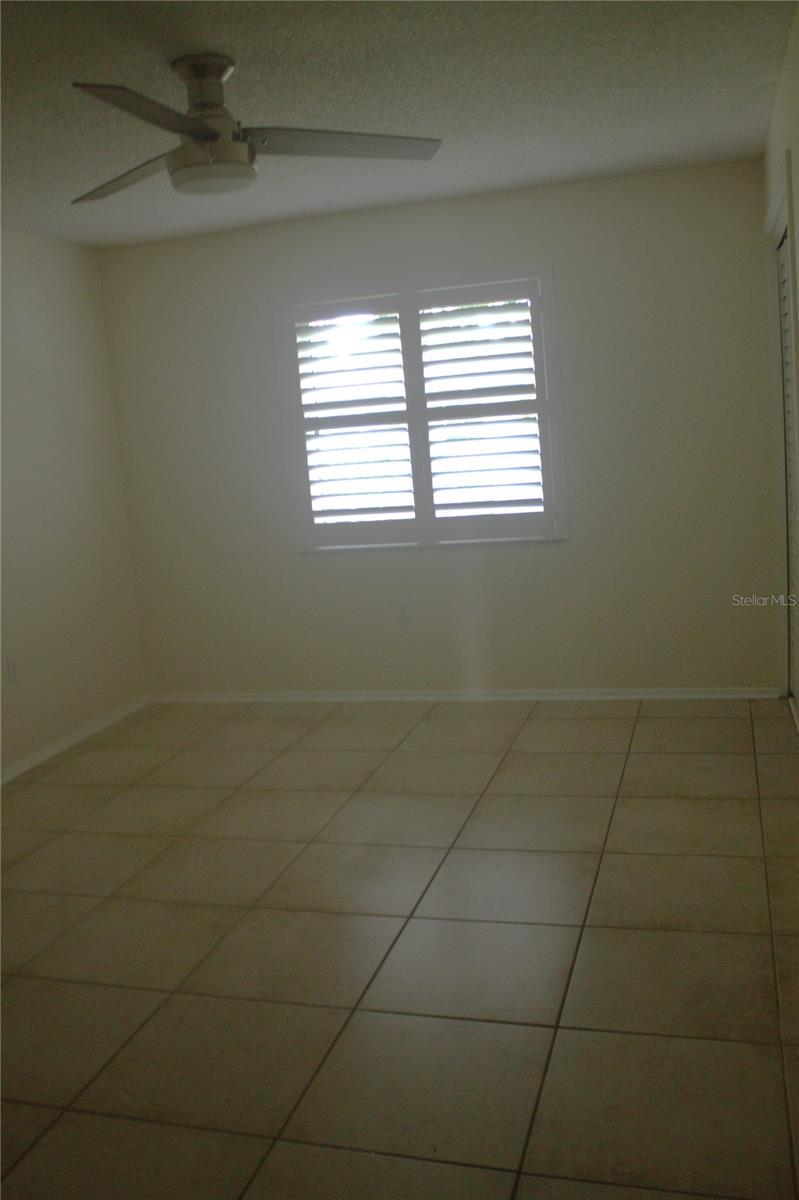 Image 8 of 12 For 1100 Bay Drive 43