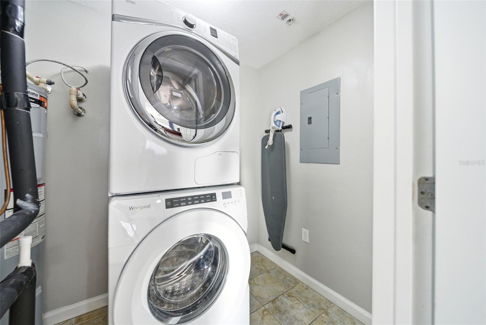 Image 12 of 15 For 14051 Grove Resort Avenue 1705