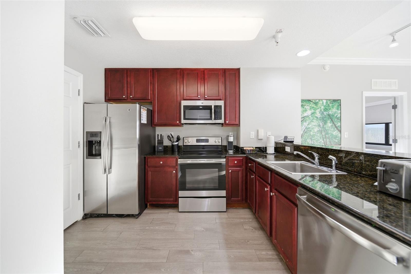 Image 3 of 15 For 14051 Grove Resort Avenue 1705