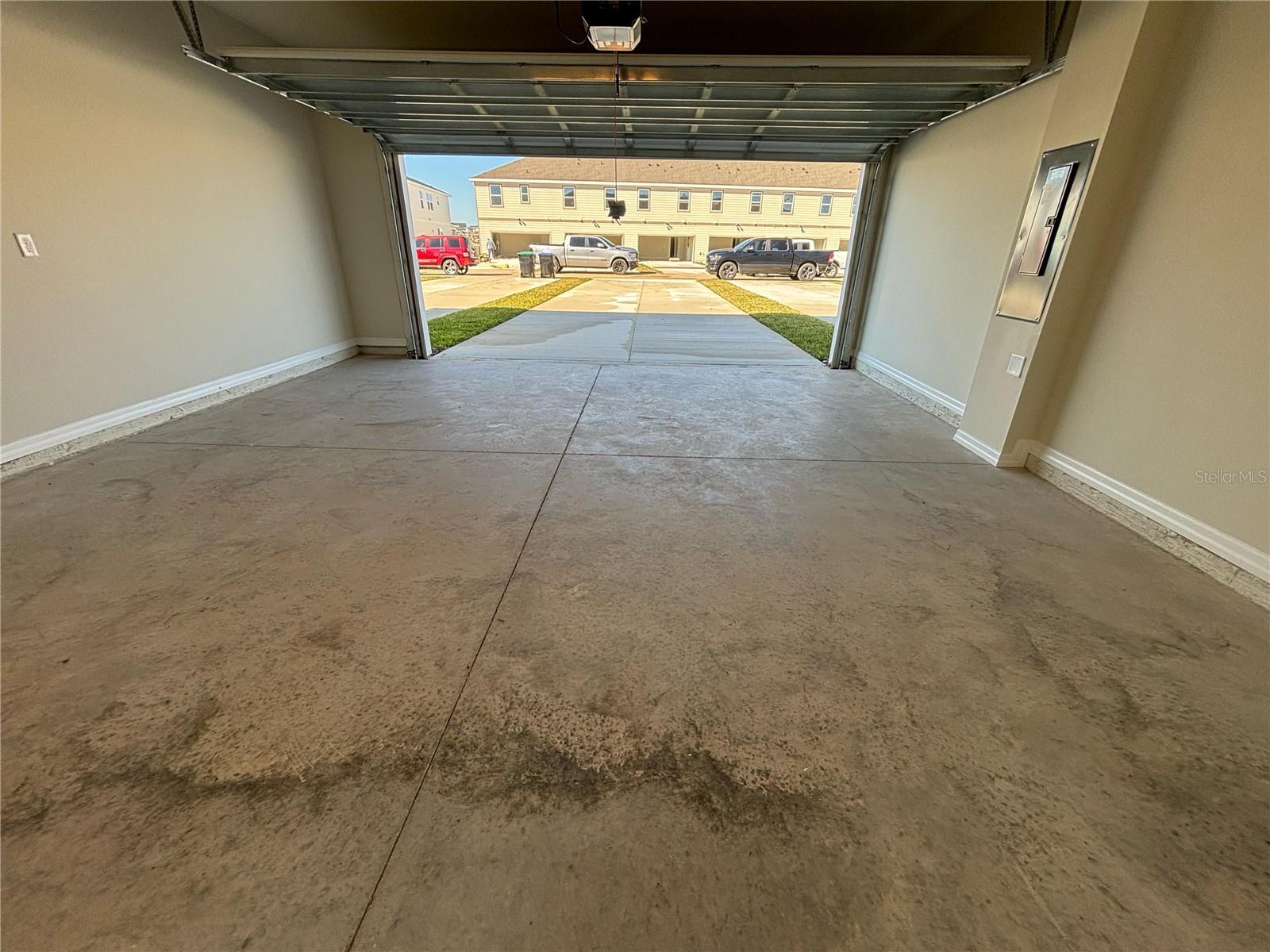 Image 34 of 38 For 16274 Bright Leaf Road