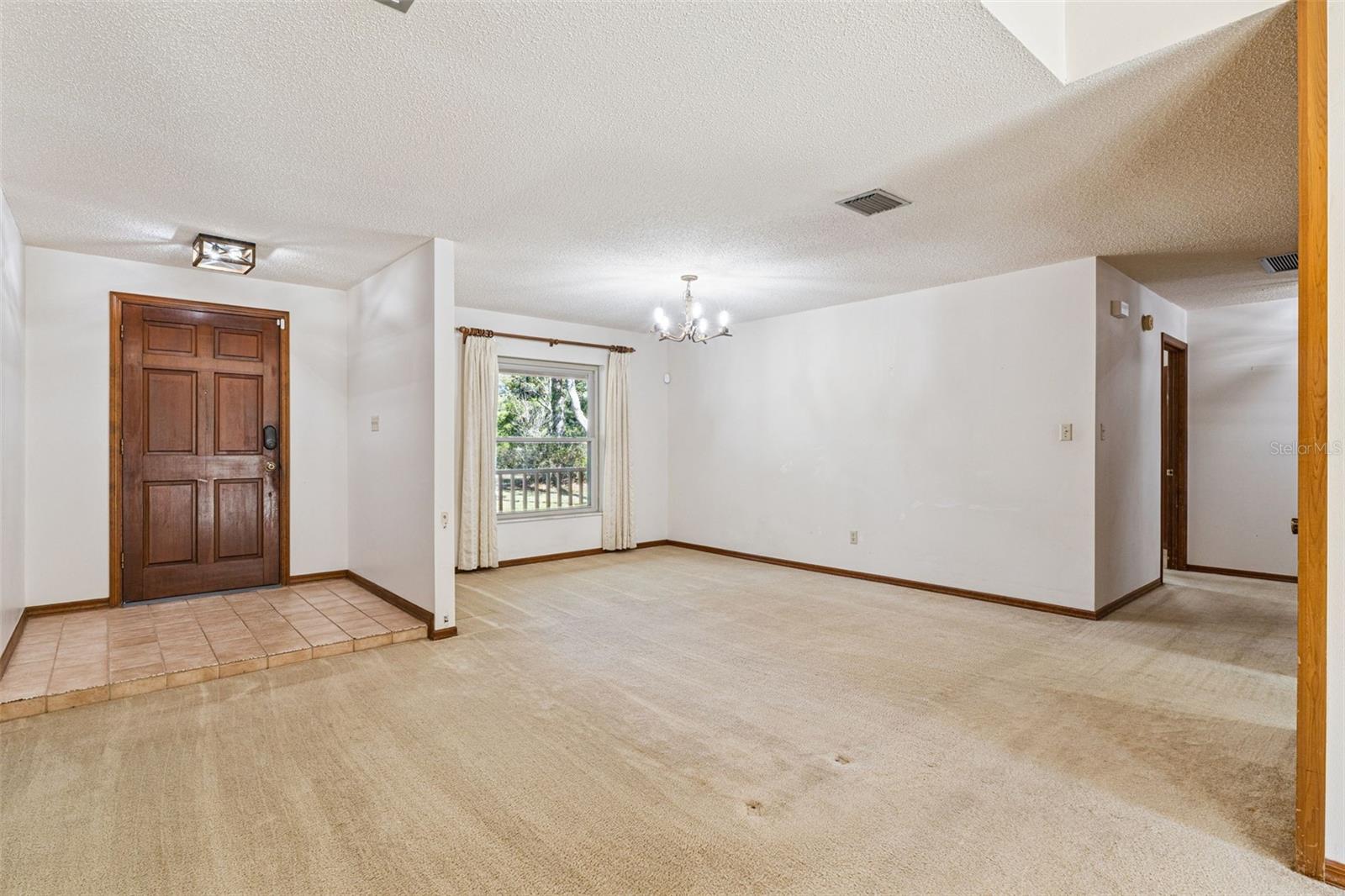 Image 13 of 41 For 721 Riverwoods Trail