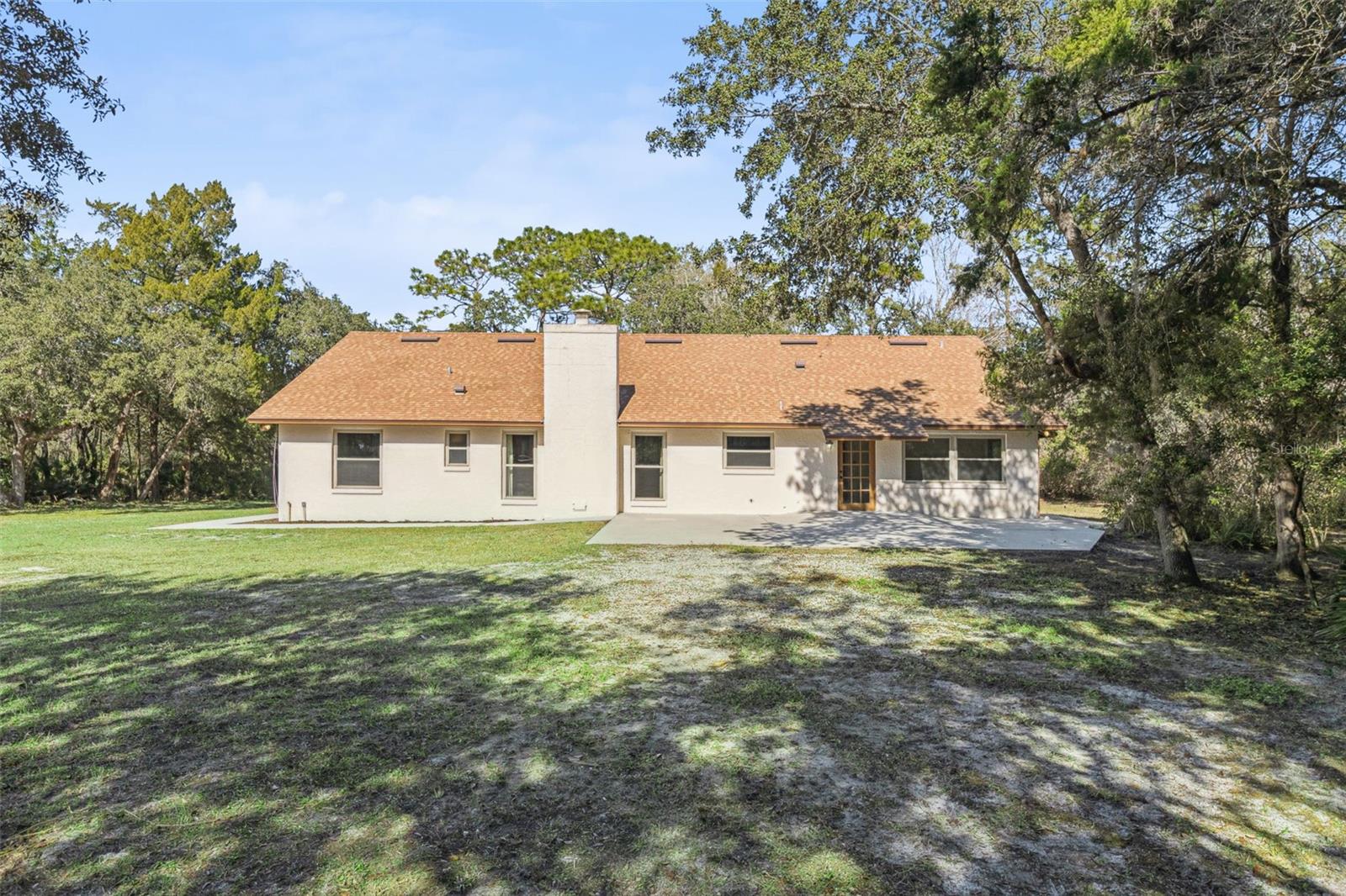 Image 25 of 41 For 721 Riverwoods Trail