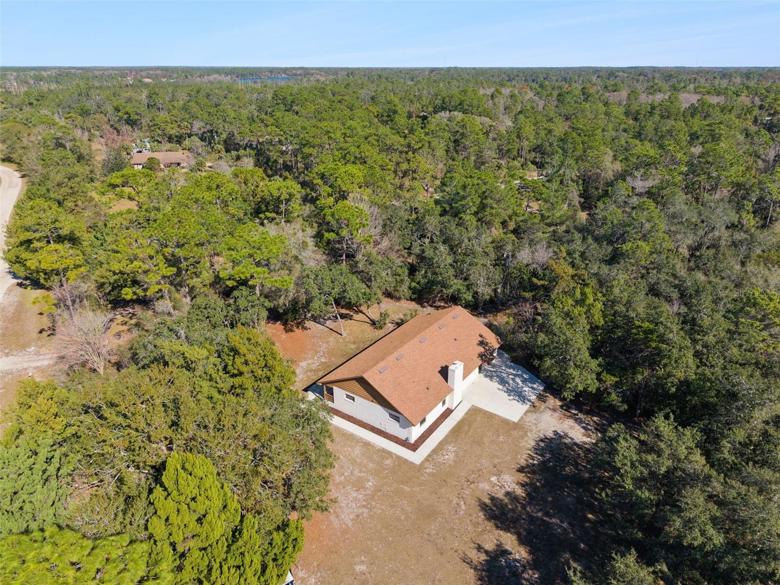 Image 31 of 41 For 721 Riverwoods Trail