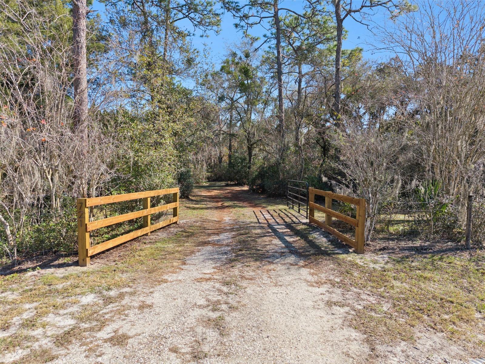 Image 40 of 41 For 721 Riverwoods Trail