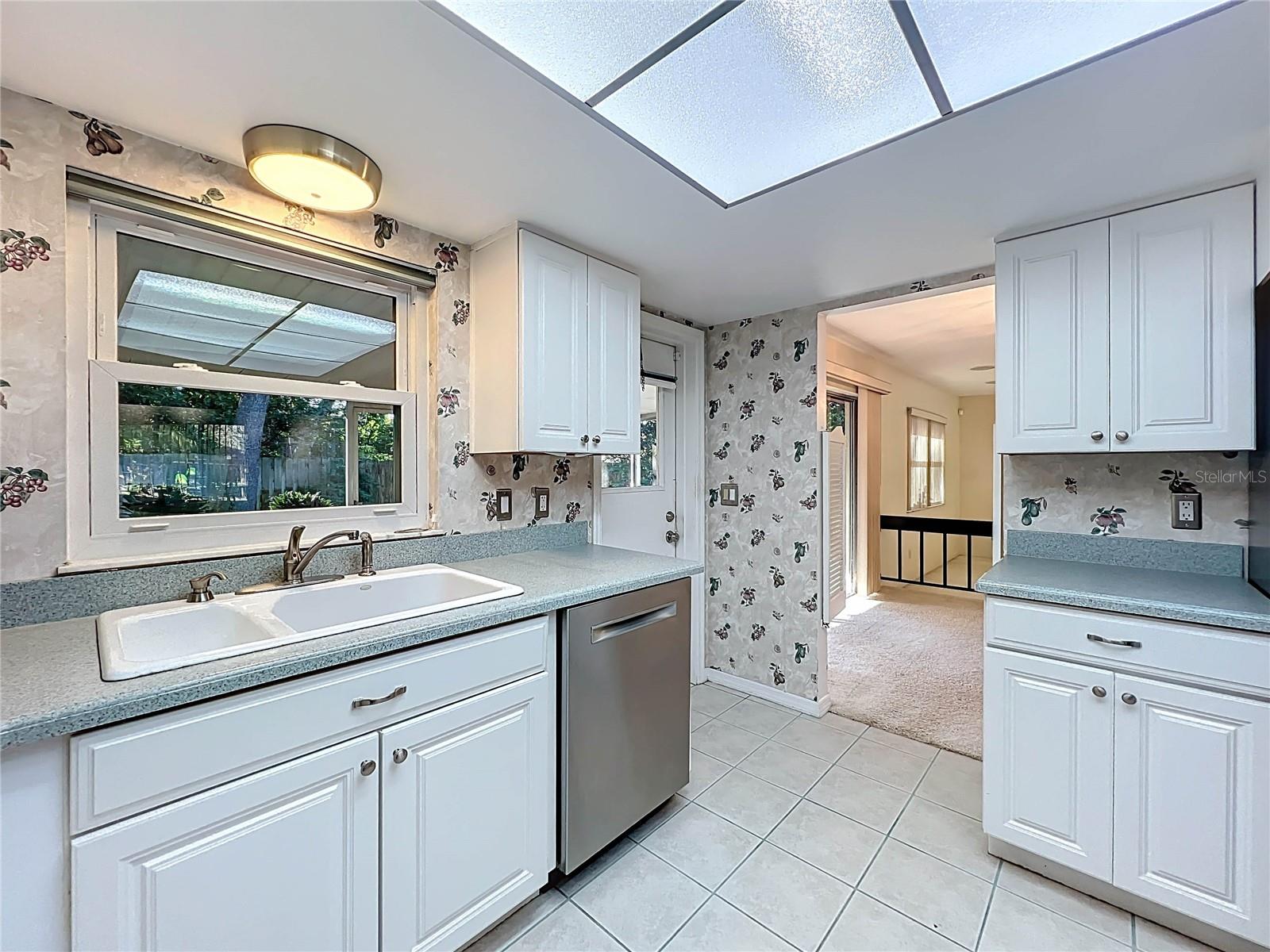 Image 13 of 53 For 576 Indigo Road