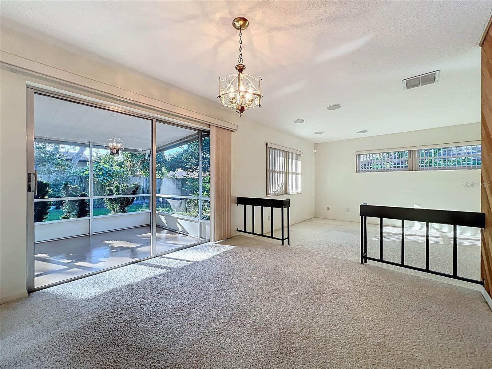 Image 20 of 53 For 576 Indigo Road