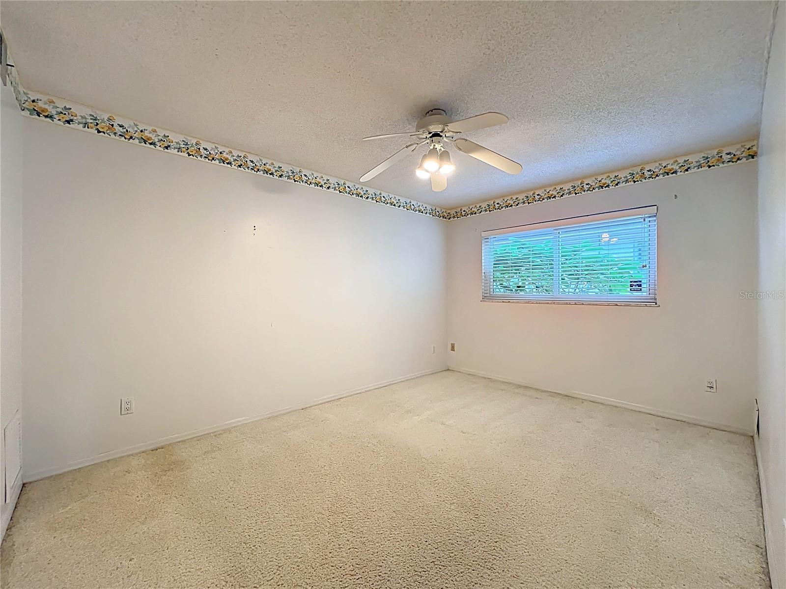 Image 26 of 53 For 576 Indigo Road