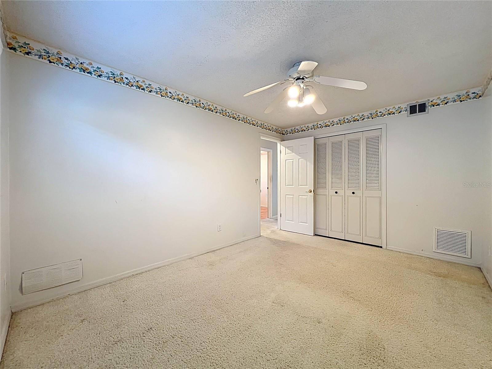 Image 27 of 53 For 576 Indigo Road