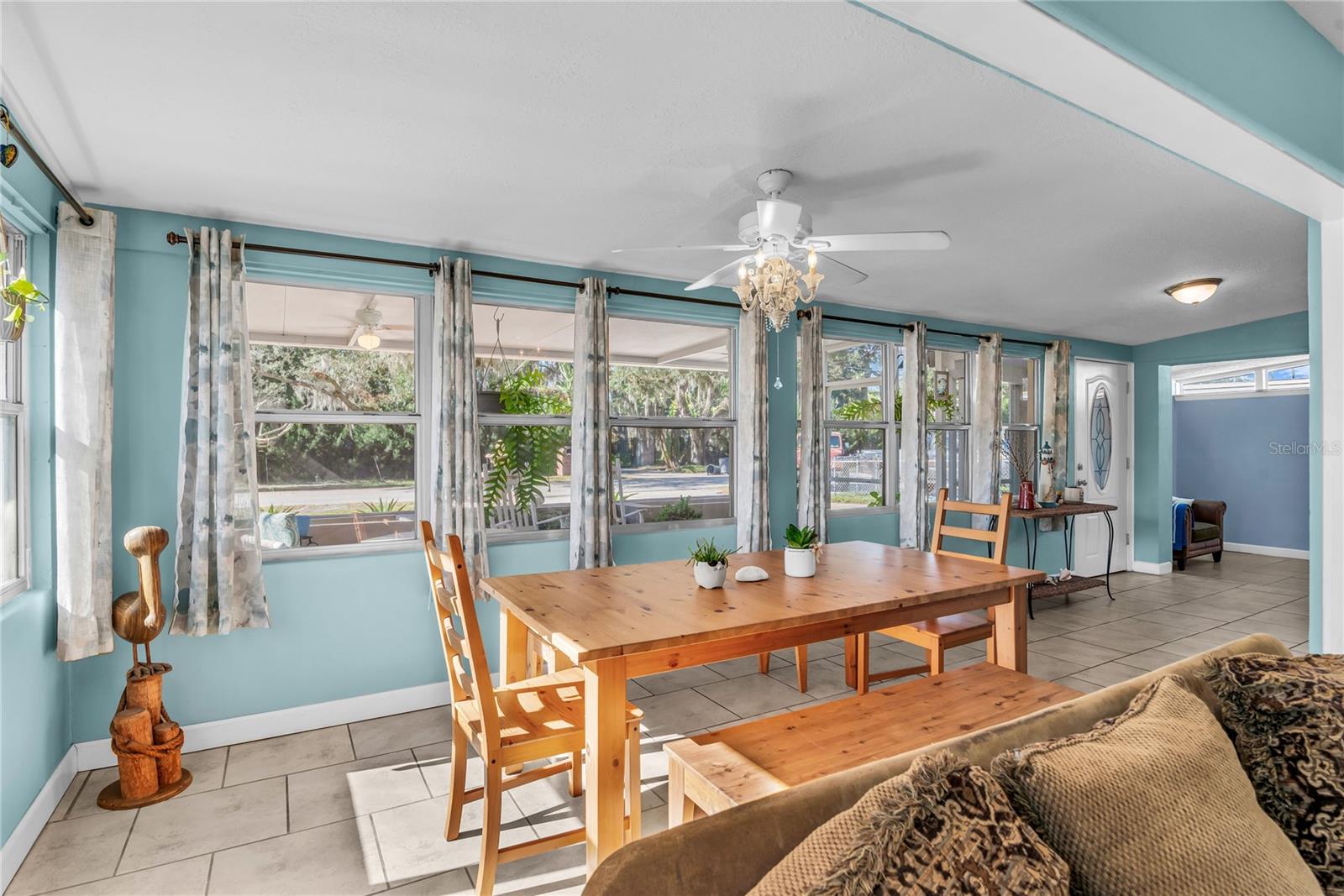 Image 11 of 44 For 7621 Daetwyler Drive