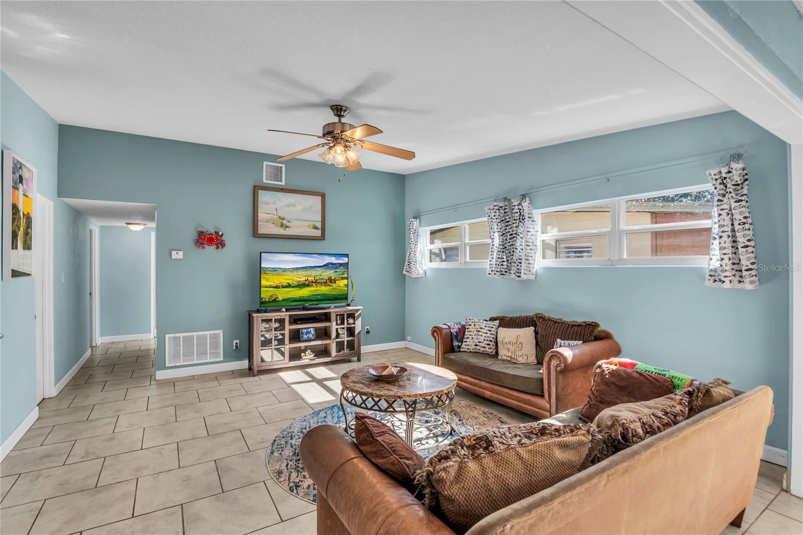 Image 13 of 44 For 7621 Daetwyler Drive