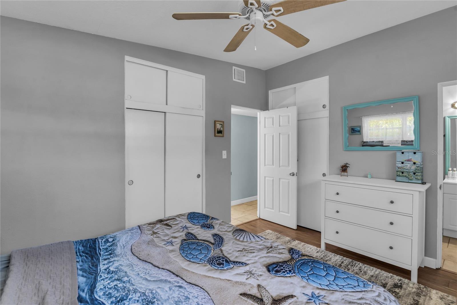 Image 19 of 44 For 7621 Daetwyler Drive