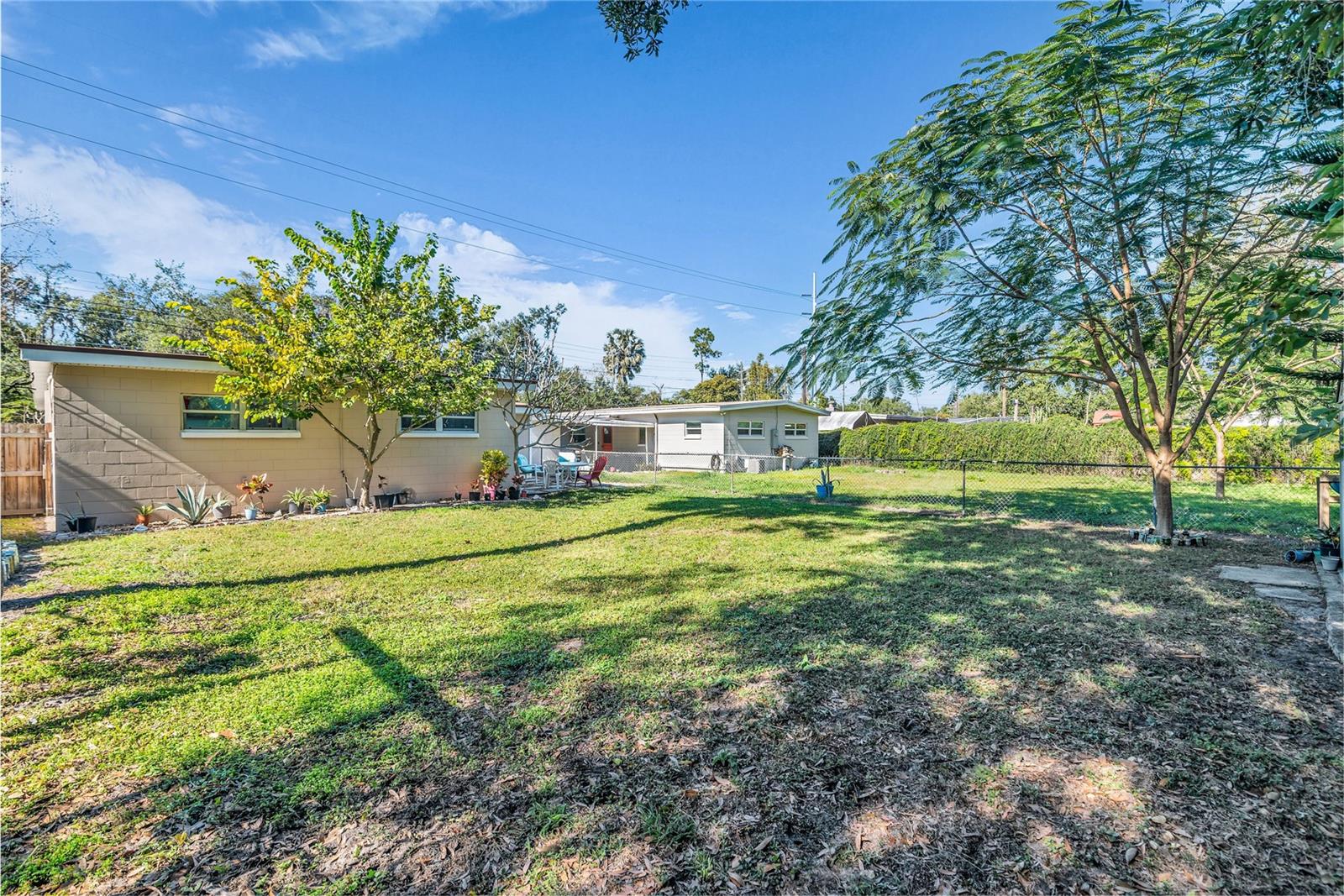 Image 37 of 44 For 7621 Daetwyler Drive