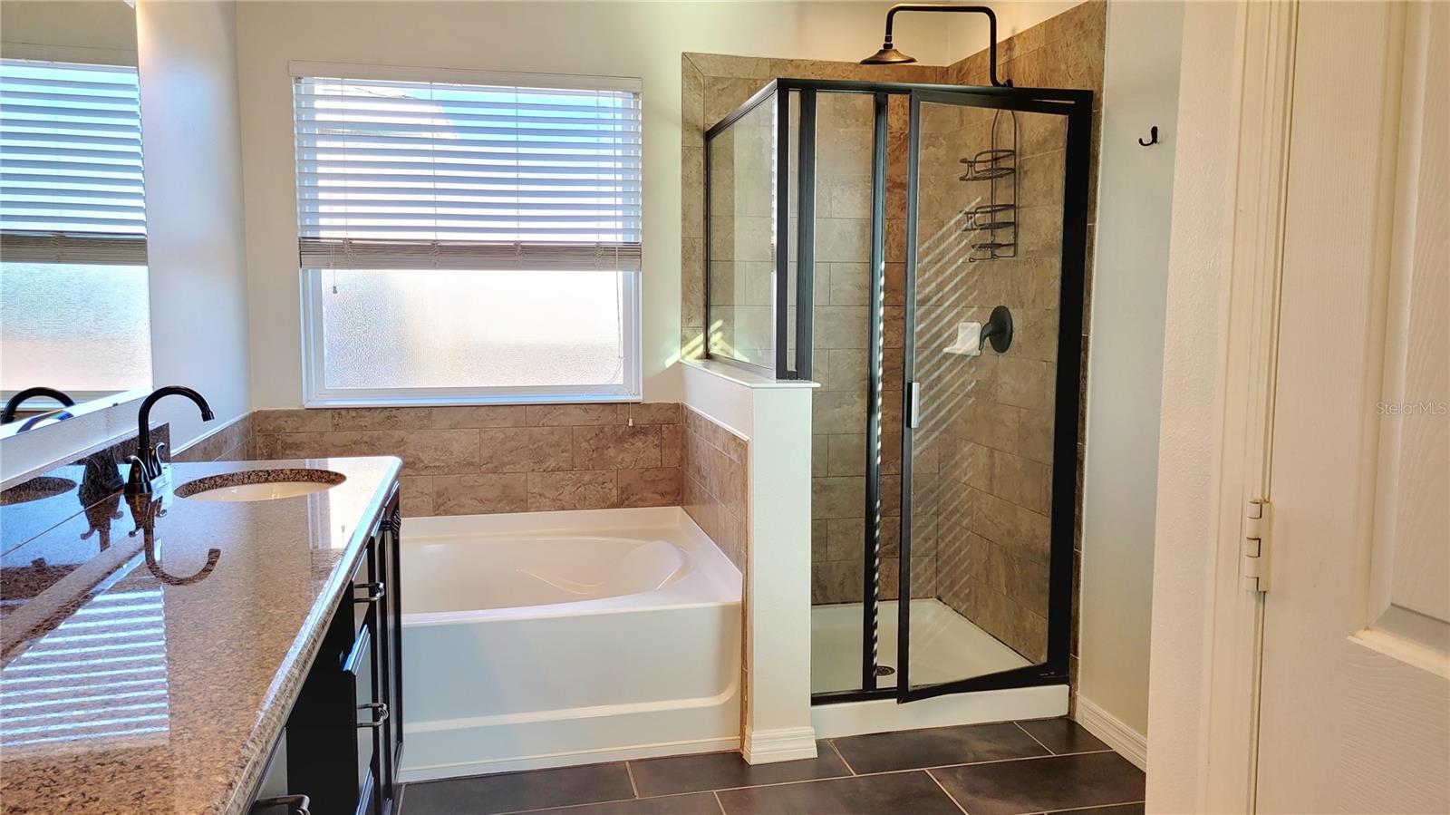 Image 16 of 32 For 7905 Iceland Gull Street