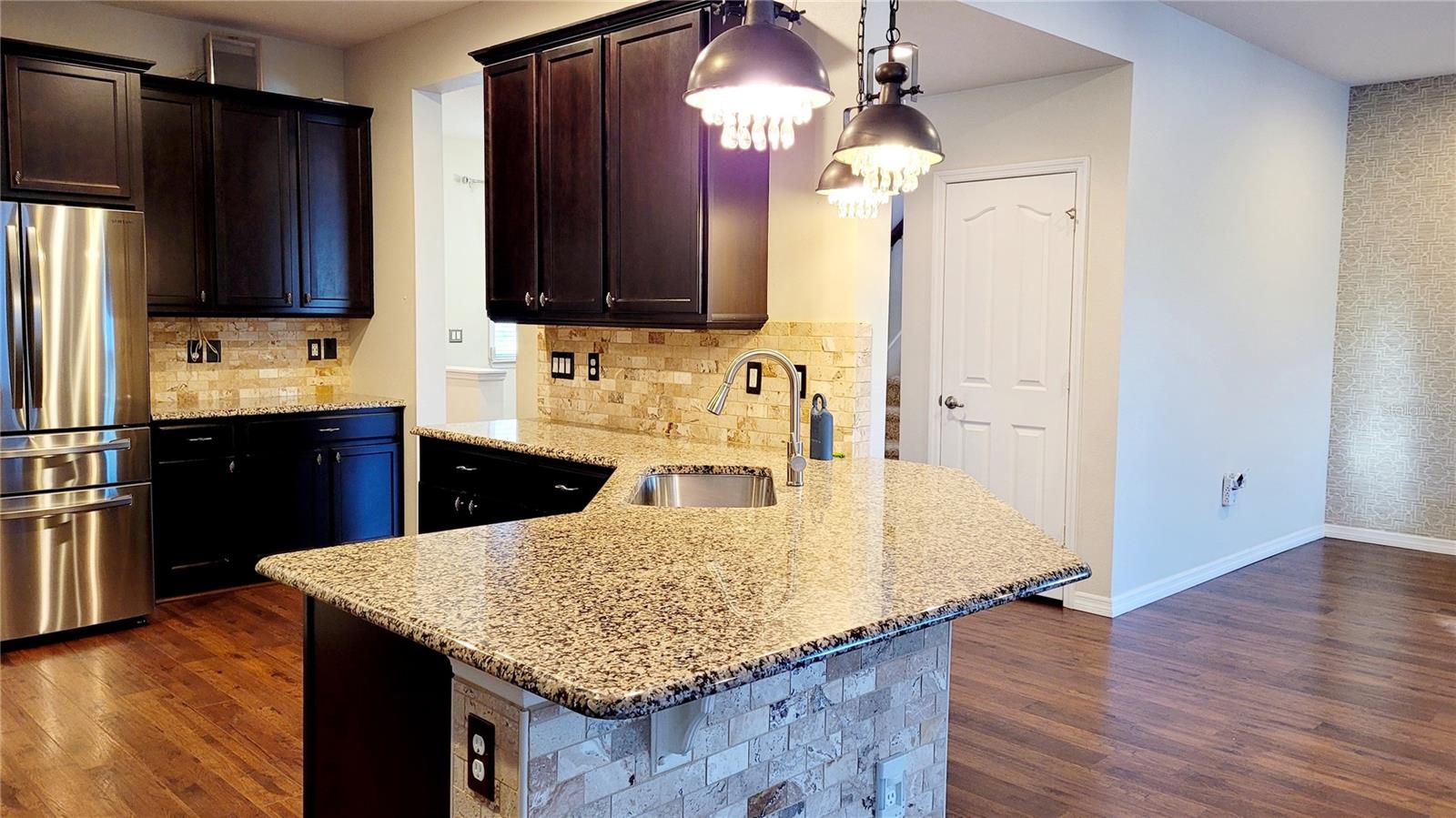 Image 9 of 32 For 7905 Iceland Gull Street