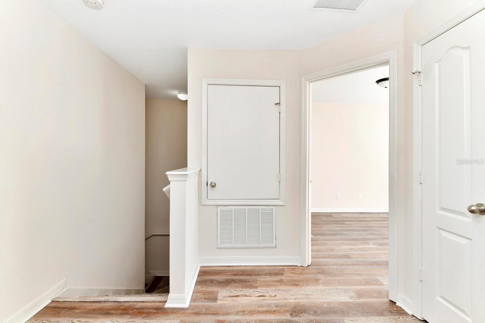 Image 23 of 31 For 1683 Buckeye Falls Way