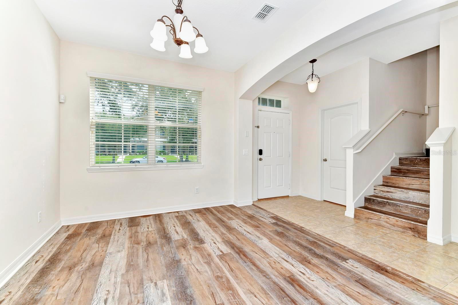 Image 5 of 31 For 1683 Buckeye Falls Way