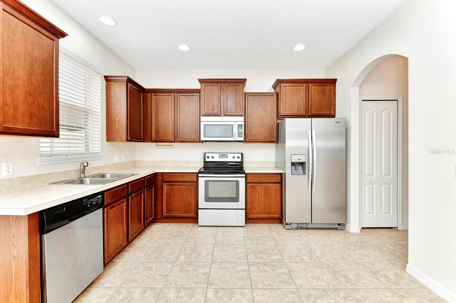 Image 9 of 31 For 1683 Buckeye Falls Way