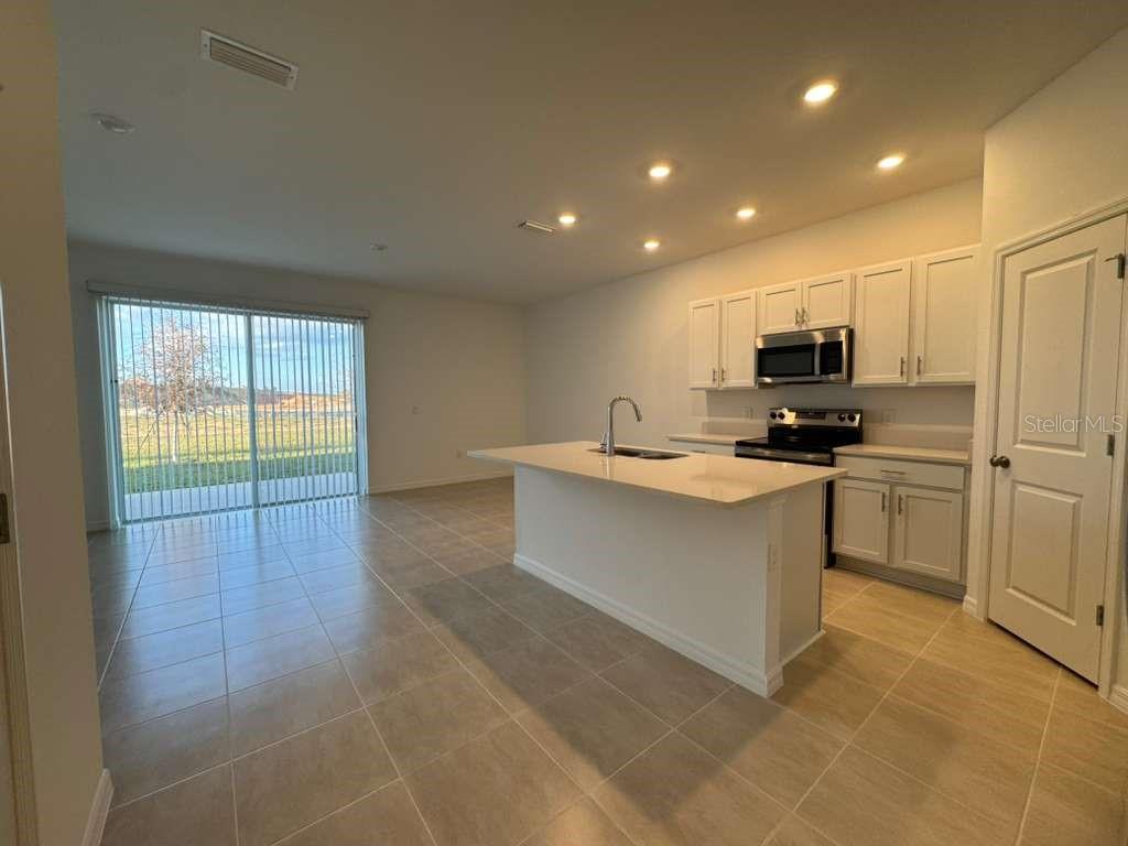 Image 4 of 22 For 7629 Waterscape Drive