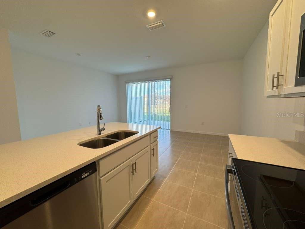 Image 8 of 22 For 7629 Waterscape Drive