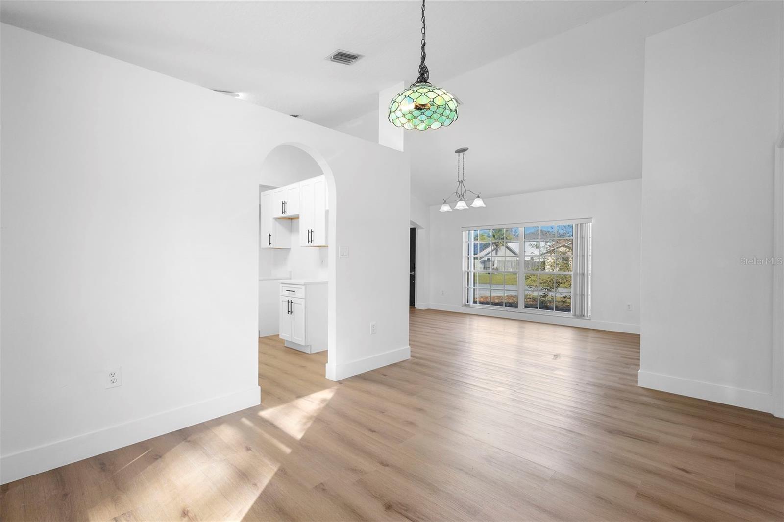 Image 16 of 44 For 4395 Comfort Street