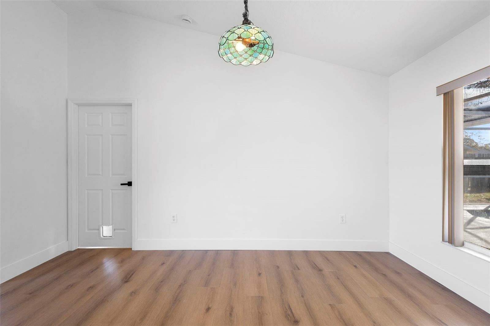 Image 20 of 44 For 4395 Comfort Street