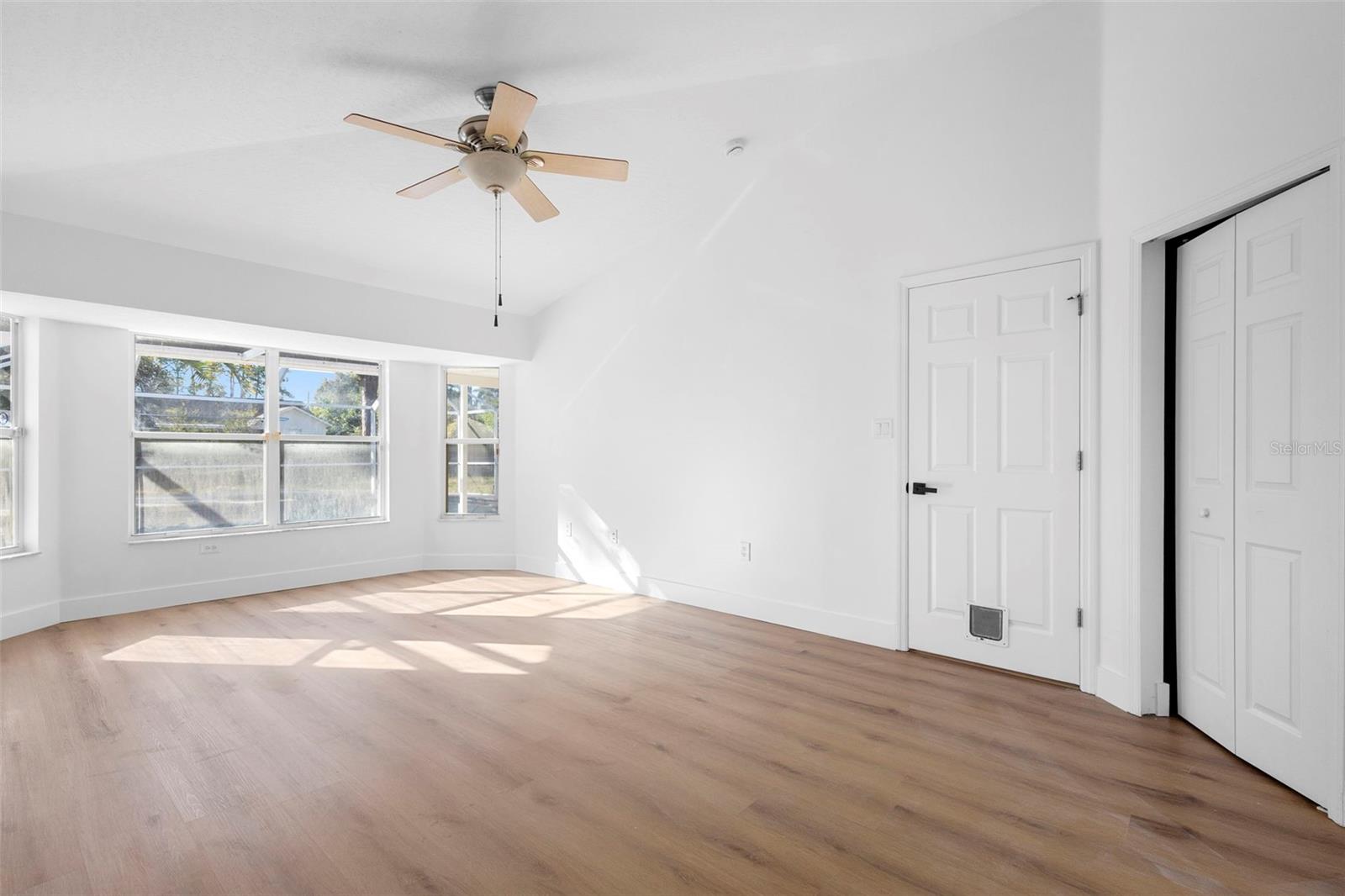 Image 27 of 44 For 4395 Comfort Street