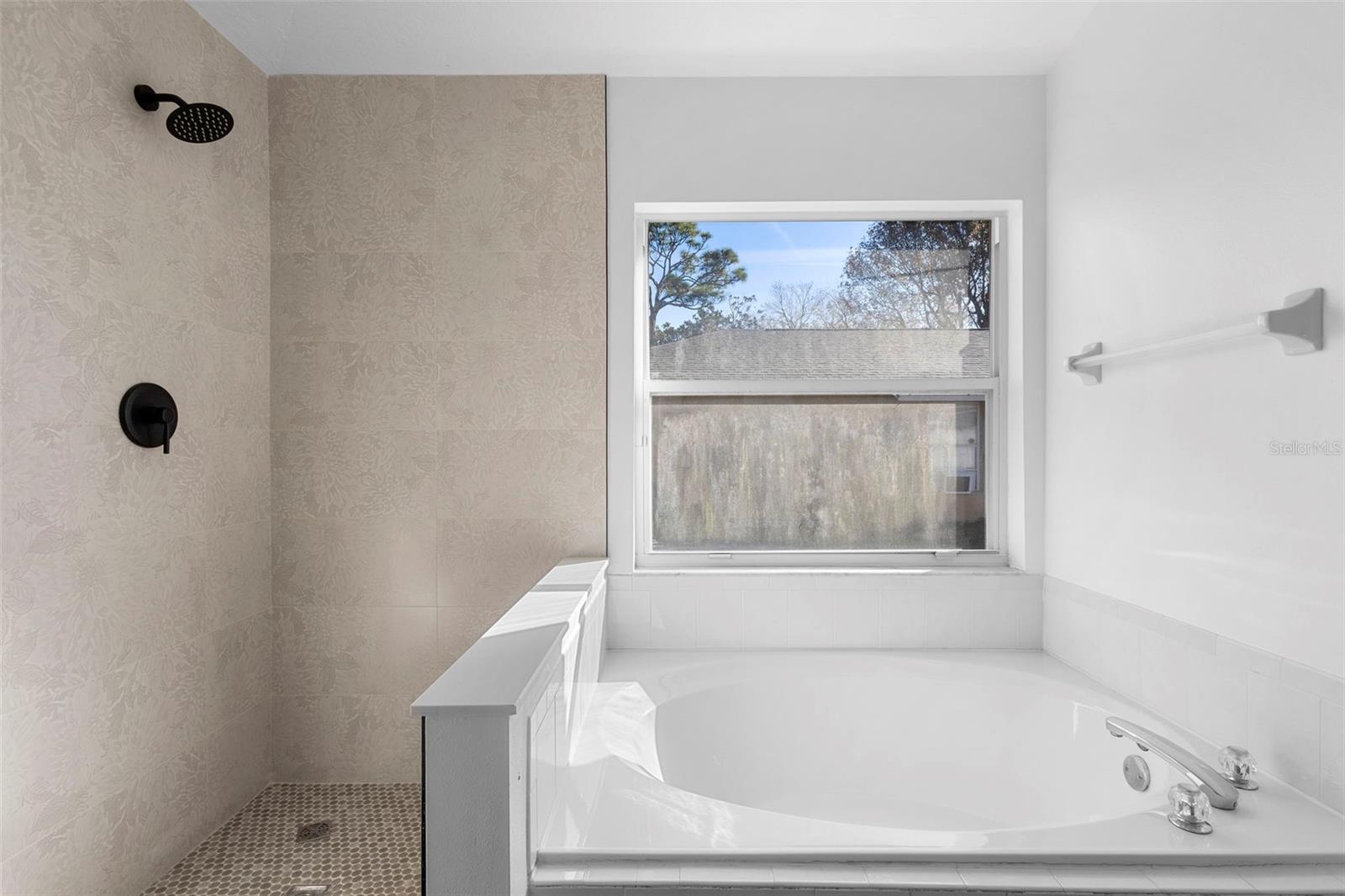 Image 30 of 44 For 4395 Comfort Street