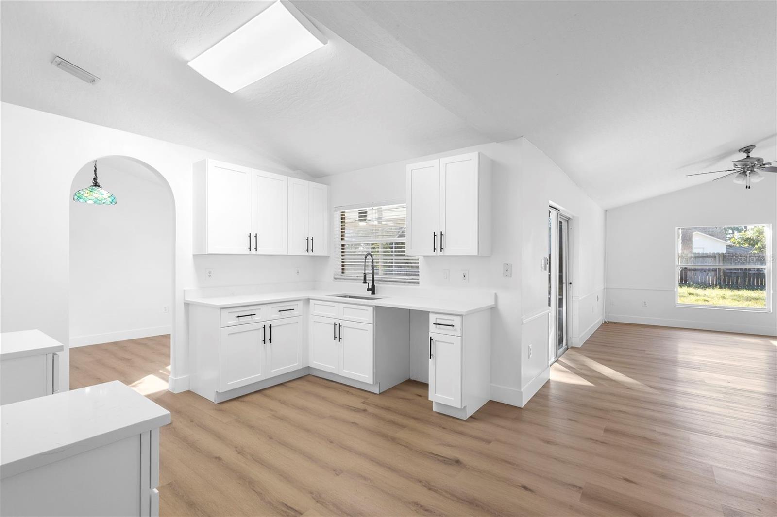 Image 9 of 44 For 4395 Comfort Street